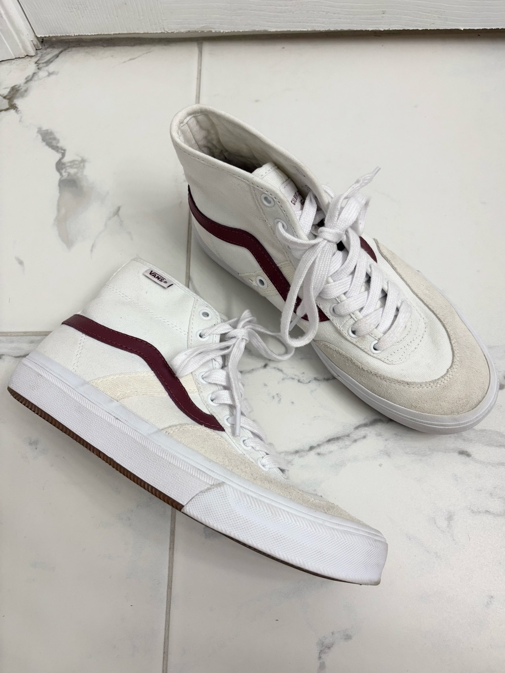Vans Sk8 Hi Sneakers High Top Mens 7/Womens 8.5 White Maroon